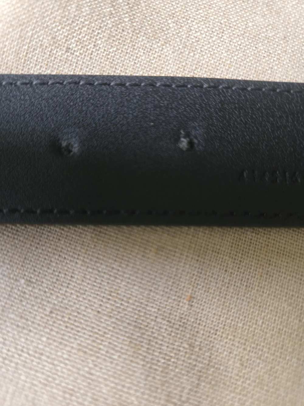 Gucci Black Leather Belt with Silver Double G Buckle and Red/Green Bee Motif